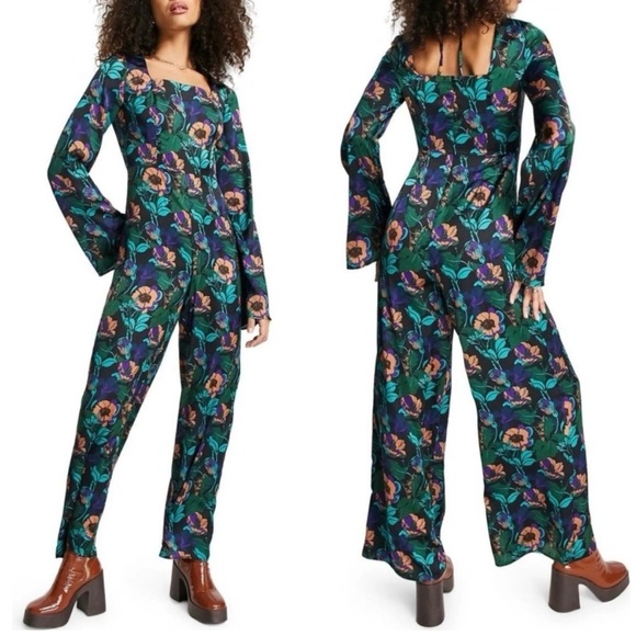 Topshop Pants - Top Shop Groovy jumpsuit